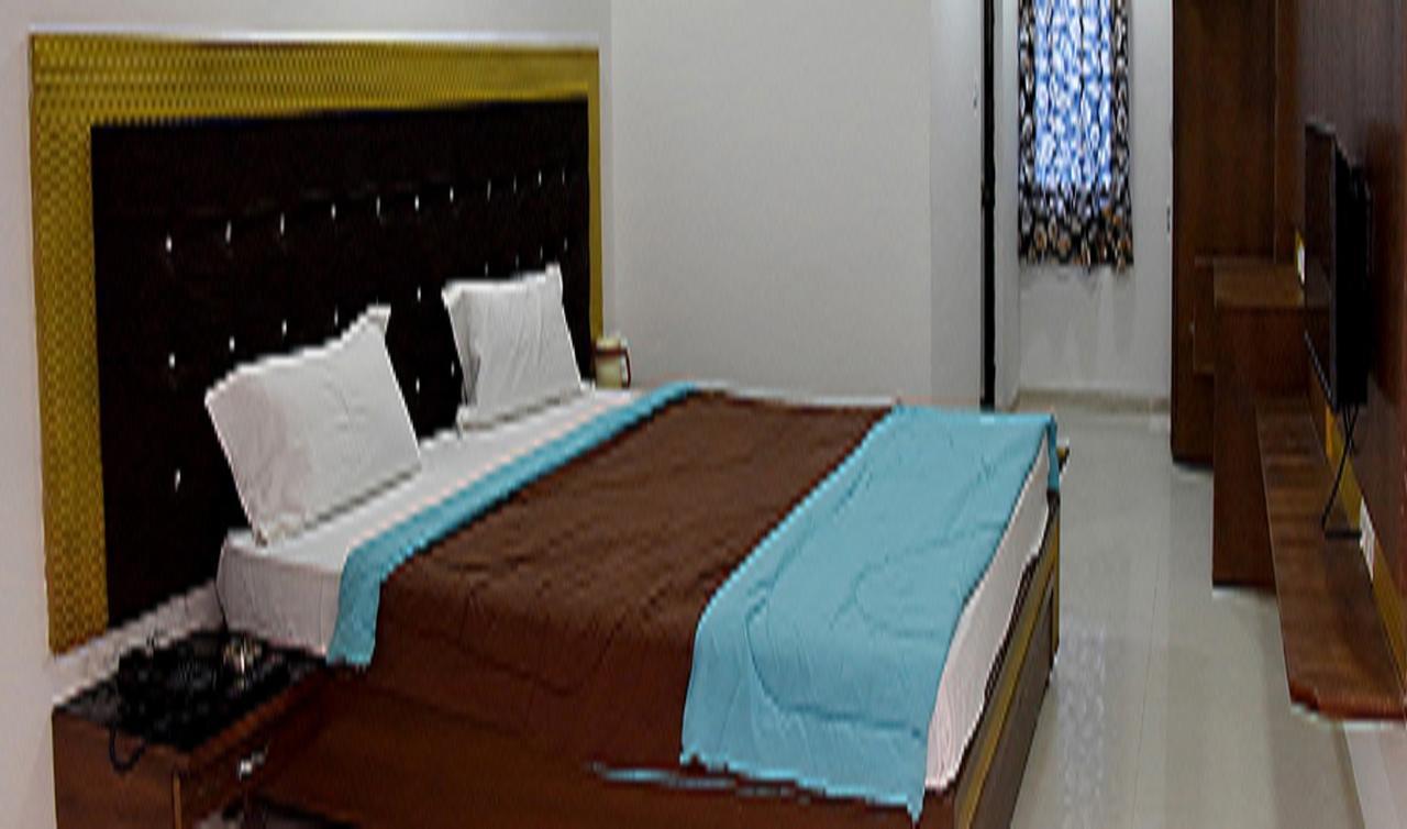 Hotel White Desert Bhuj Esterno foto